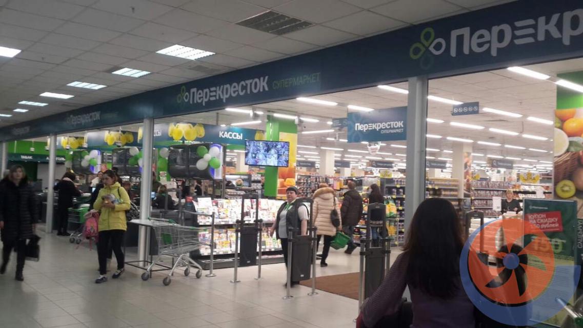 изображение: "X5 Retail Group". Супермаркет "Перекресток" в Тольятти на Дзержинского